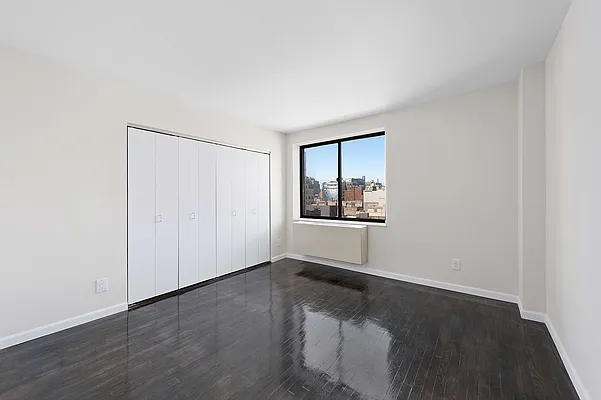 Rented by Compass | media 6