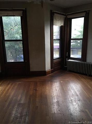 2nd image of 346 Grand Ave