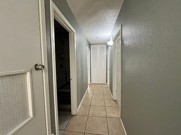 4th image of 231 Oriole Ln
