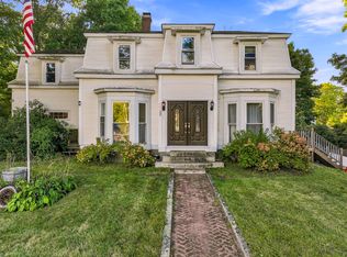 52 Central St, Millville, MA 01529