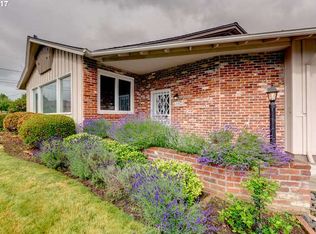 635 NW Day Dr, Gresham, OR 97030