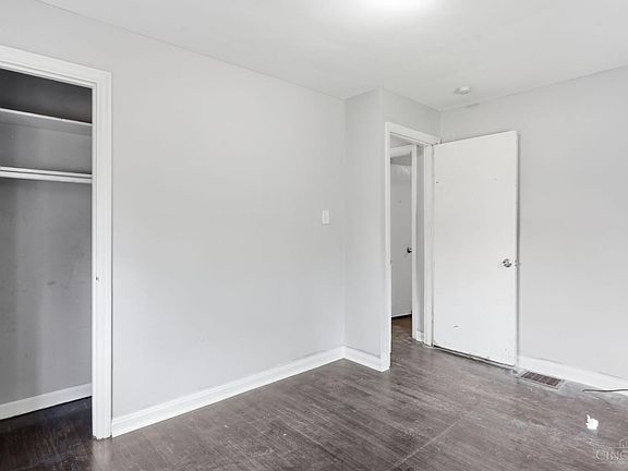 4th image of 2712 W Galbraith Rd
