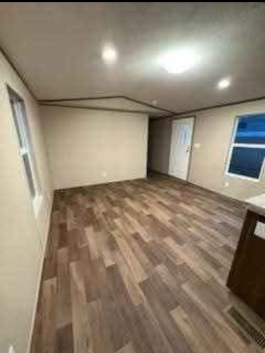 Building Photo - 136 Turner Rd #136
