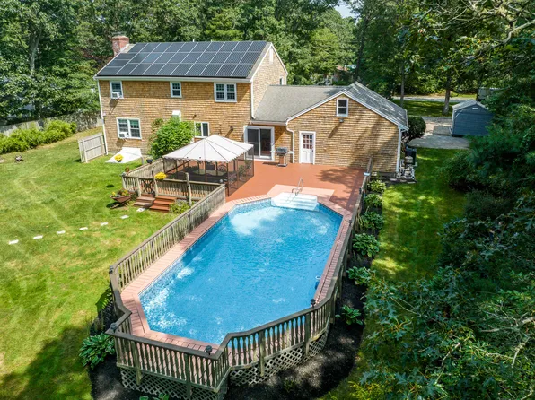 37 Hamblins Hayway, Marstons Mills, MA 02648