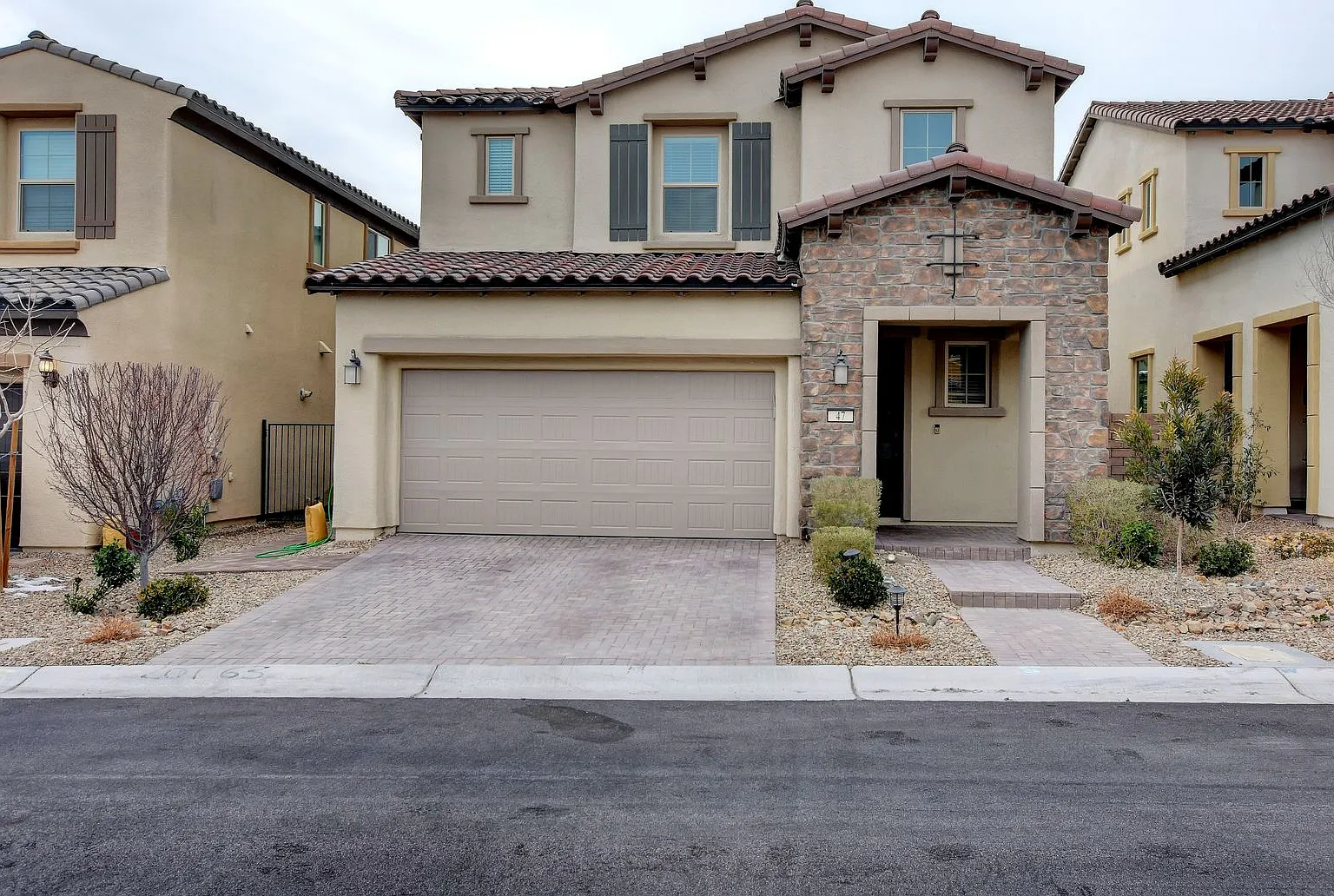 Gated Summerlin Gem | 4 Bed | 3.5 Bath — Photo 1