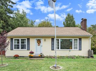 708 Drury Ln, Portage, MI 49002