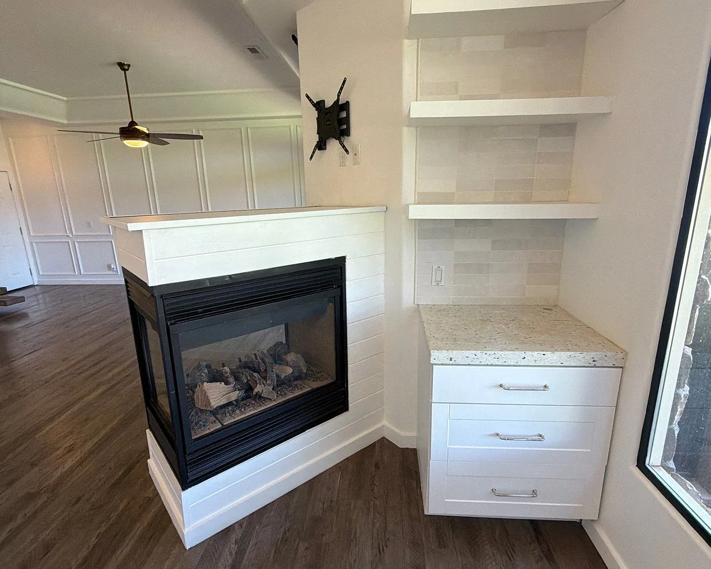340 N Country Ln #24 - BH - 1 — Photo 4