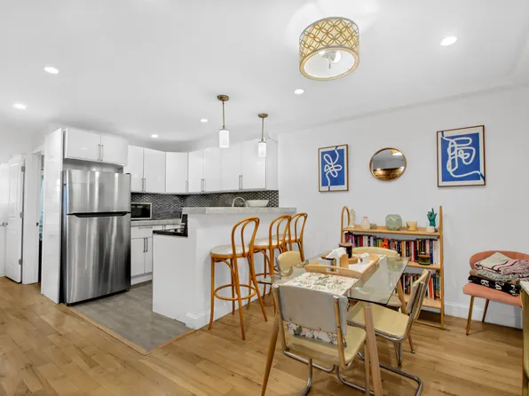 936a Lafayette Avenue image 2 of 15