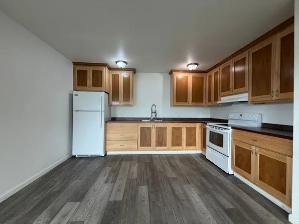 2304 Union ST, 2304 Union St #7, Eureka, CA 95501