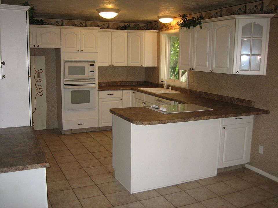 Kitchen 1