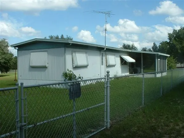 209 Bonnie Ave, Interlachen, FL 32148