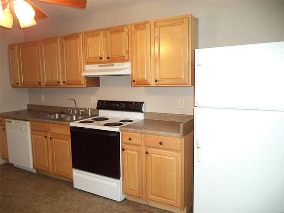 2nd image of 7626 Vermont Ave