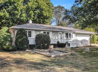 52264 Lily Rd, South Bend, IN 46637