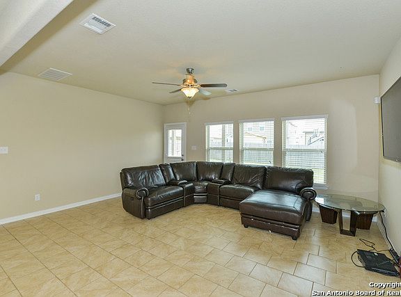 5th image of 9102 Hogarten Park