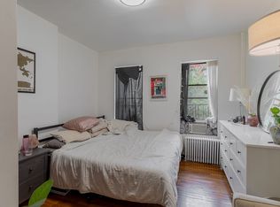 426 E 73rd St #3FF, New York, NY 10021