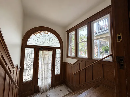 329 Bird Ave Photo 1