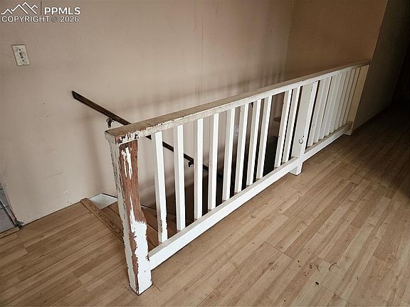 3rd image of 1005 W Lorraine Ave