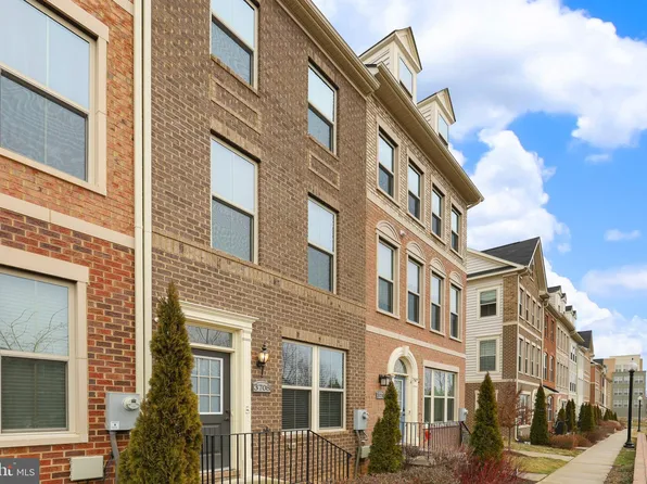 3708 Commodore Joshua Barney Dr NE, Washington, DC 20018
