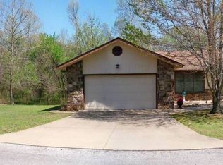4 Kilsyth Ln, Bella Vista, AR 72715
