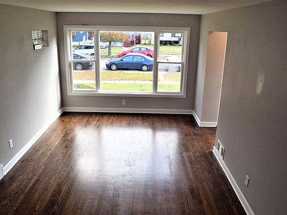 4th image of 514 Price Ave