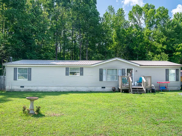 1638 Flat Branch Rd, Tunnel Hill, GA 30755