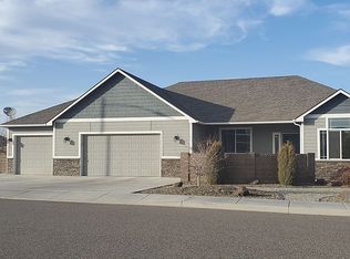 6284 Cobalt Dr, West Richland, WA 99353