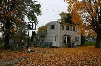 1st image of 6205 Apple St