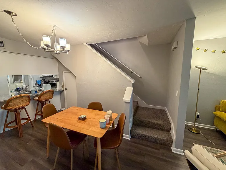 4411 SW 34th St #1006 — Photo 4