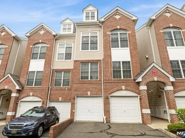 19 Nelke Ct #410, Hawthorne, NJ 07506