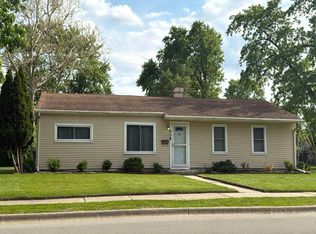 43 Arlington Dr, Romeoville, IL 60446