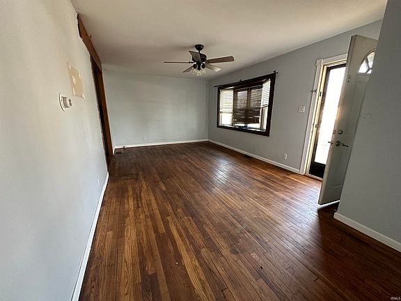 4th image of 60355 Missouri Ave