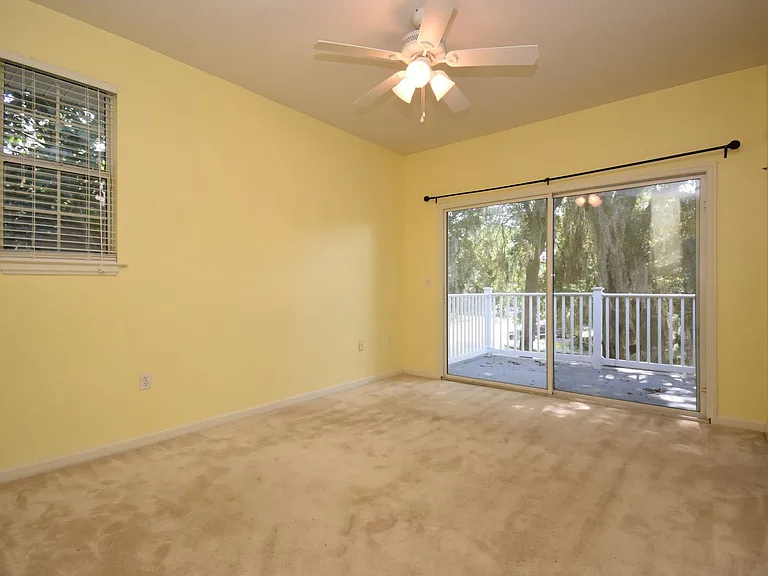 941 NW 21st Ave — Photo 6