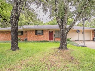 613 N Overlook Dr, Kerens, TX 75144