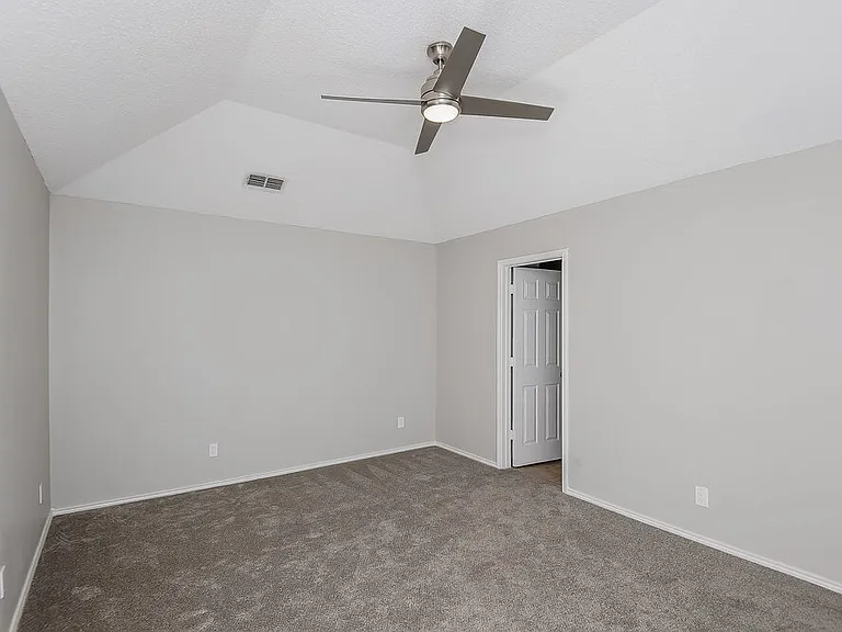 9105 Cranwell Ct — Photo 8
