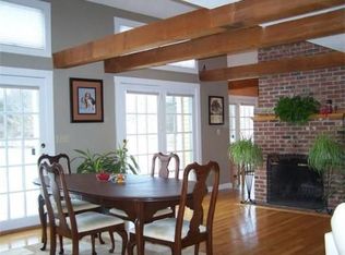 87 Carlisle Rd, Westford, MA 01886