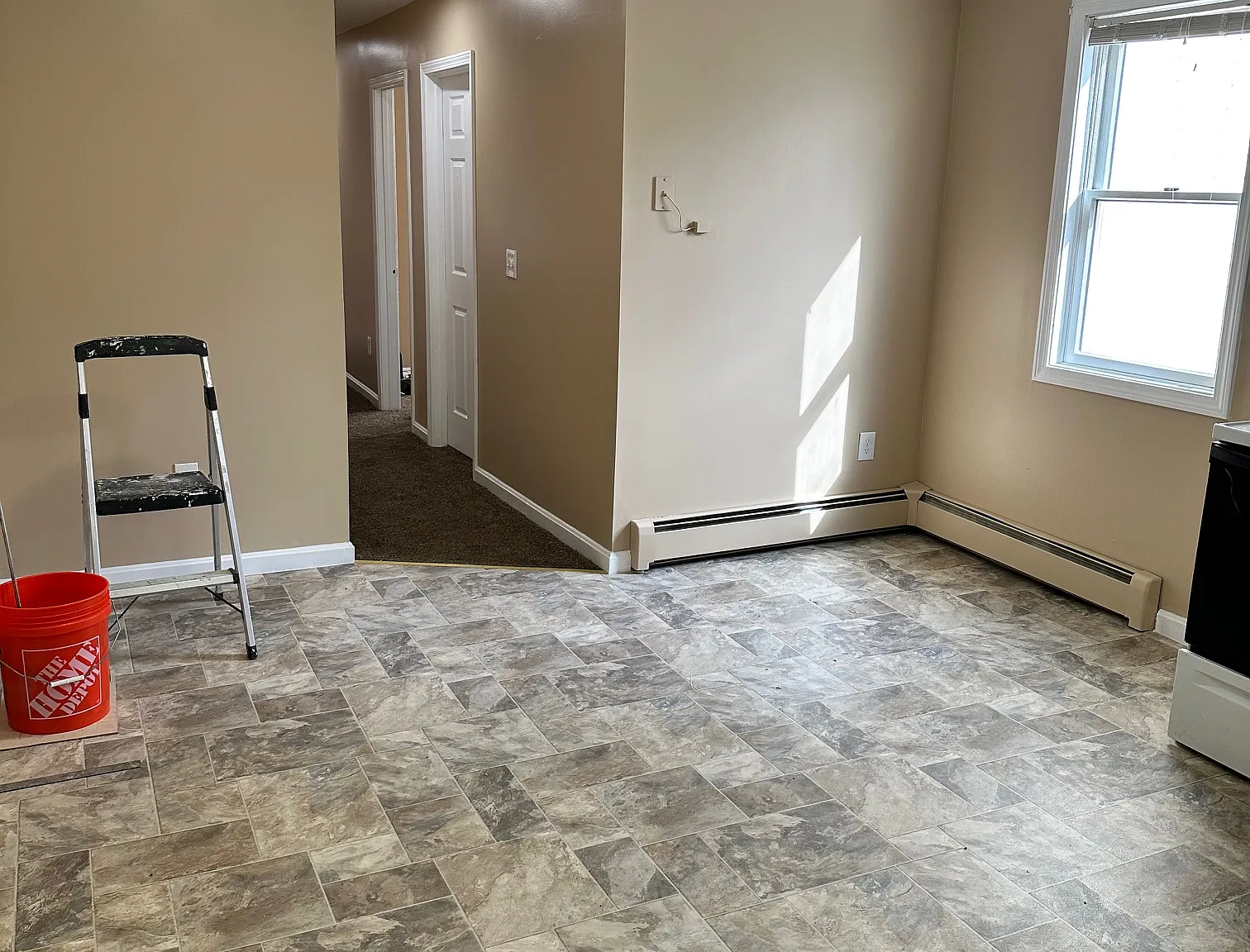 2 bed, 800 sqft, $1,900 — Photo 4