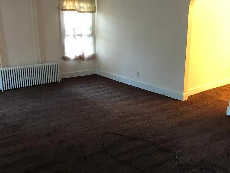 147 Anthony Rd #B — Photo 3