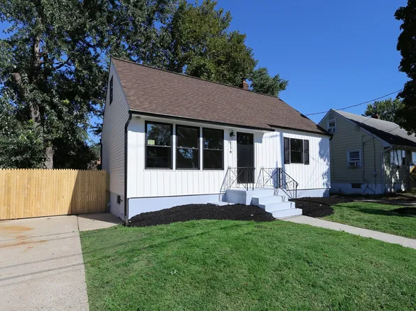 116 Bergen Ave, Bellmawr, NJ 08031