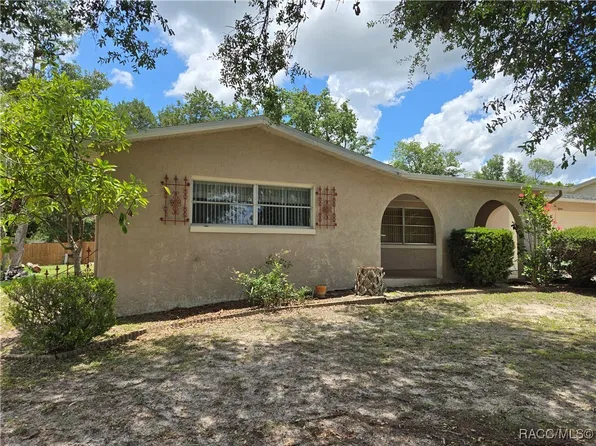 215 S Jefferson St, Beverly Hills, FL 34465