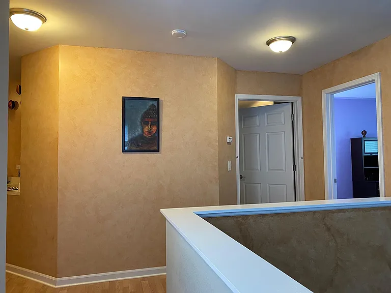 2424 Lexington Ln — Photo 15