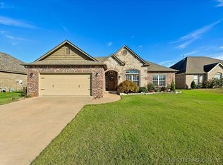 13619 S Lansing Ave, Glenpool, OK 74033