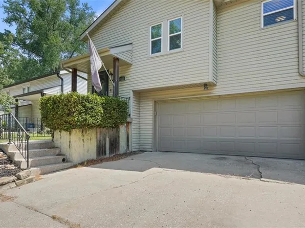 6807 N Fisk Ave, Kansas City, MO 64151