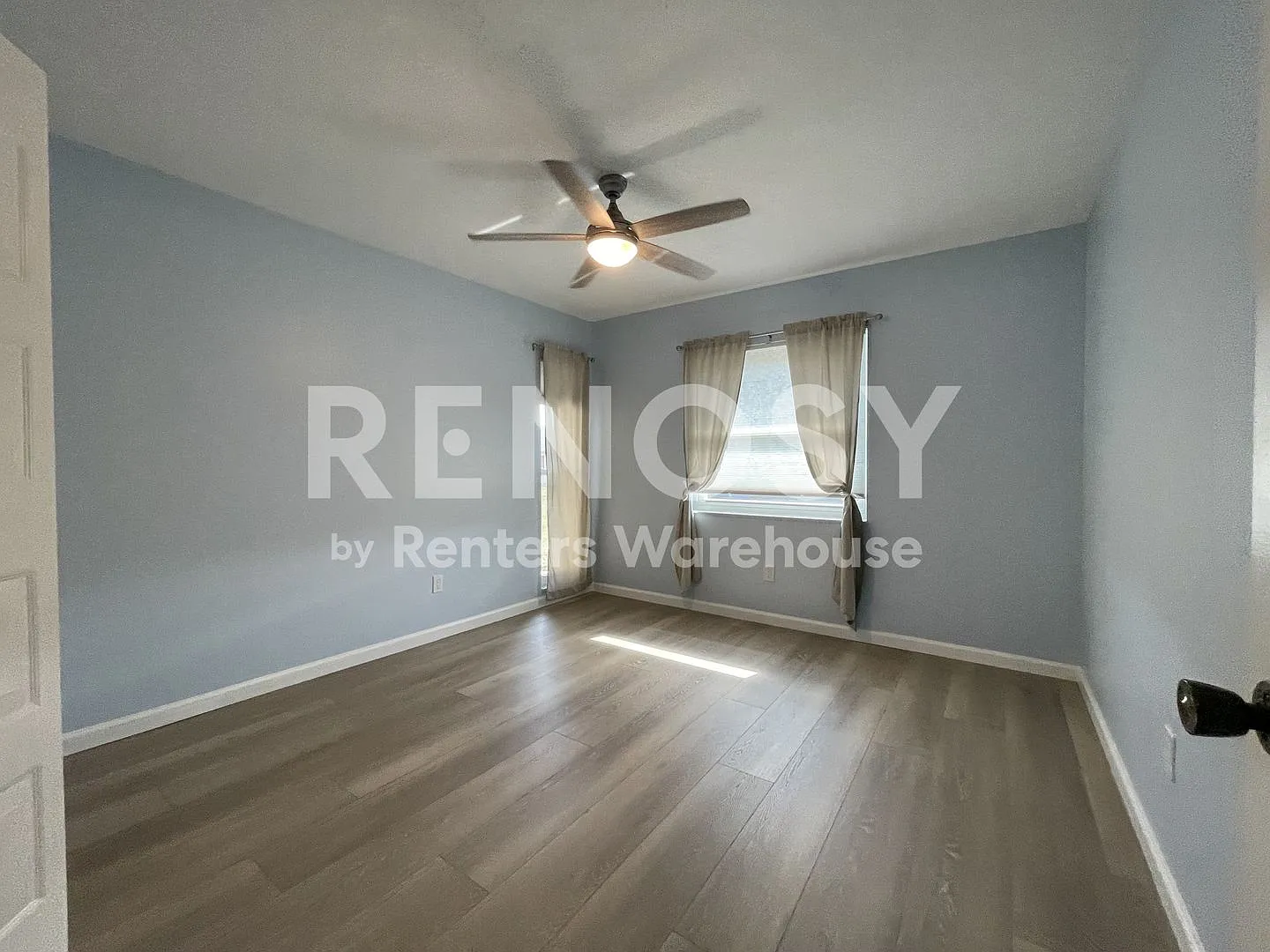 Sun City Center - Kings Point - Updated 2/2 End Unit Condo — Photo 4