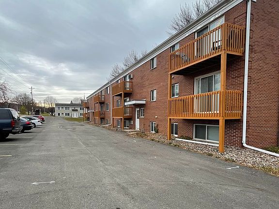 2nd image of 417-423 27th St NE #417-104