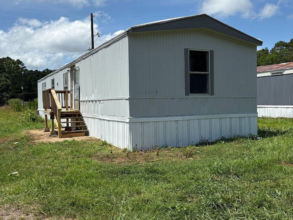 1st image of 208 Daisy Dr #208