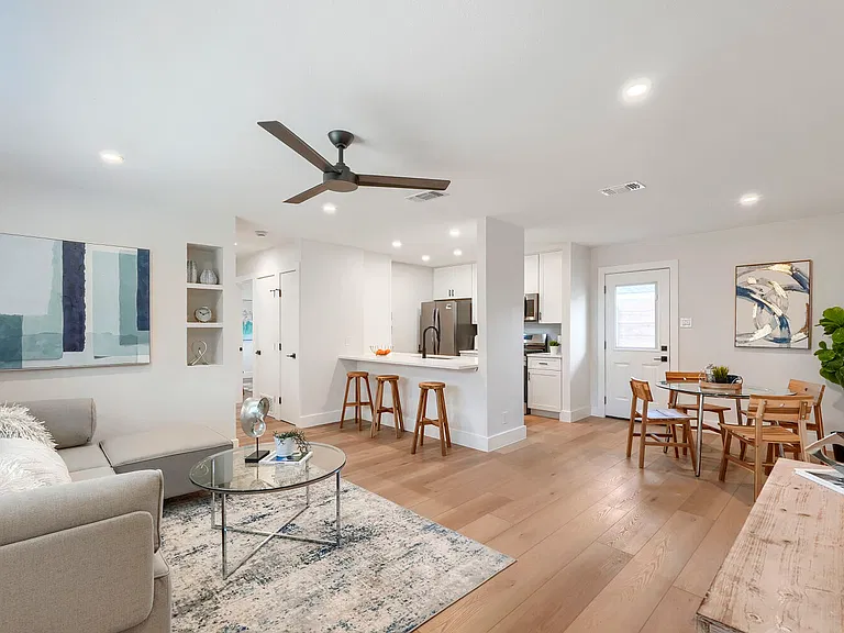 6504 Hickman Ave #A — Photo 3