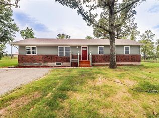 17166 Equestrian Rd, Lebanon, MO 65536