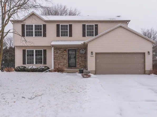 1602 Ashbrook Ct, Normal, IL 61761