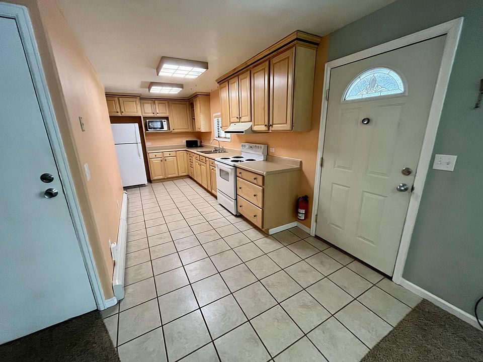 Kitchen and patio entrance