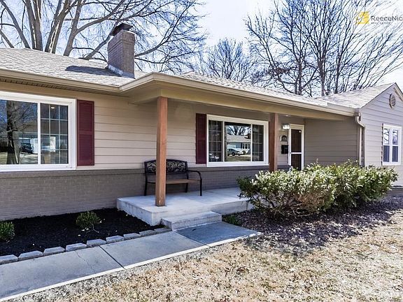 4th image of 9715 Belleview Ave